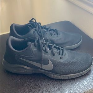 Nike Men’s Flex Experience Run9
